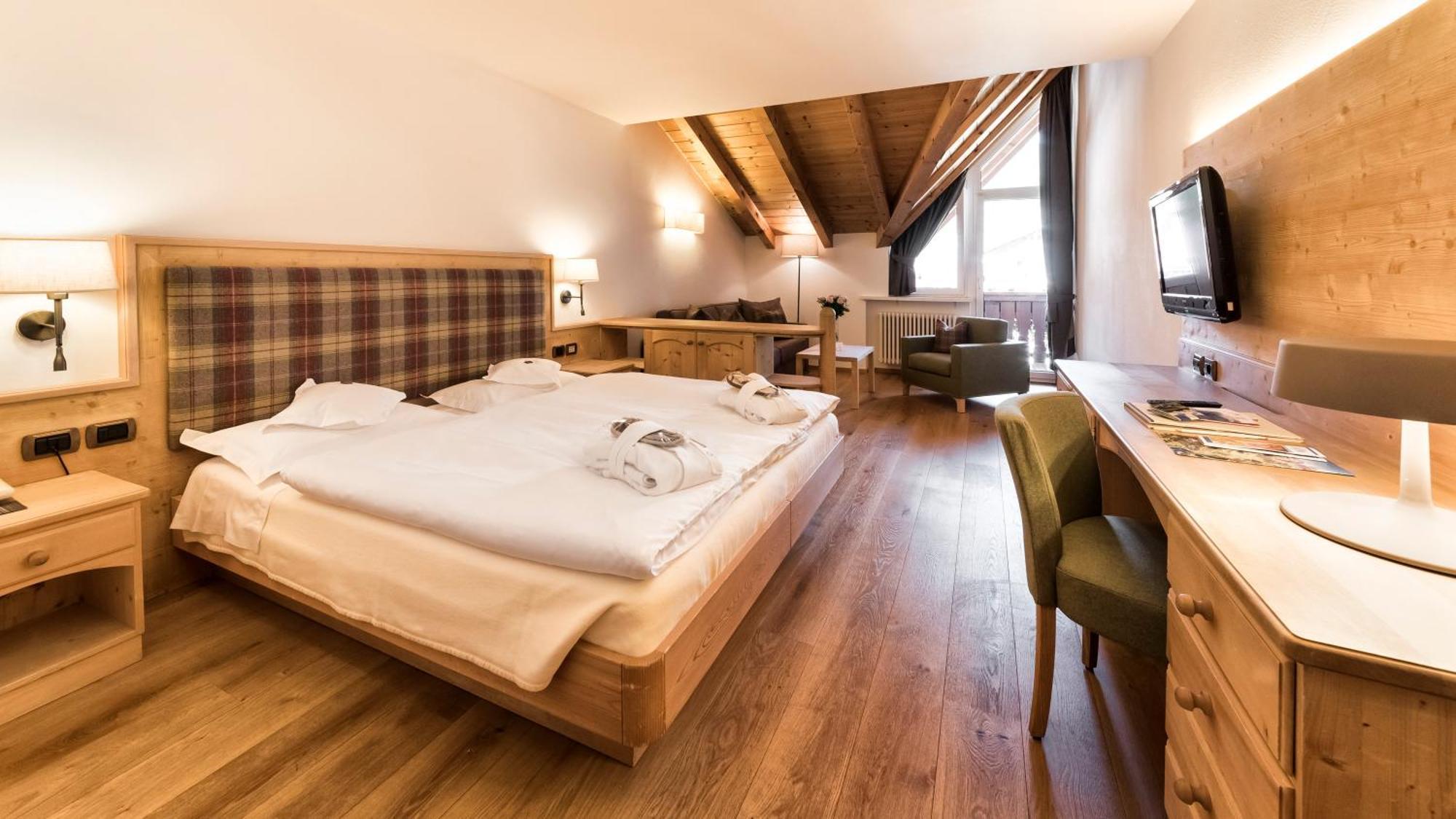 Hotel Genziana Ortisei Kültér fotó