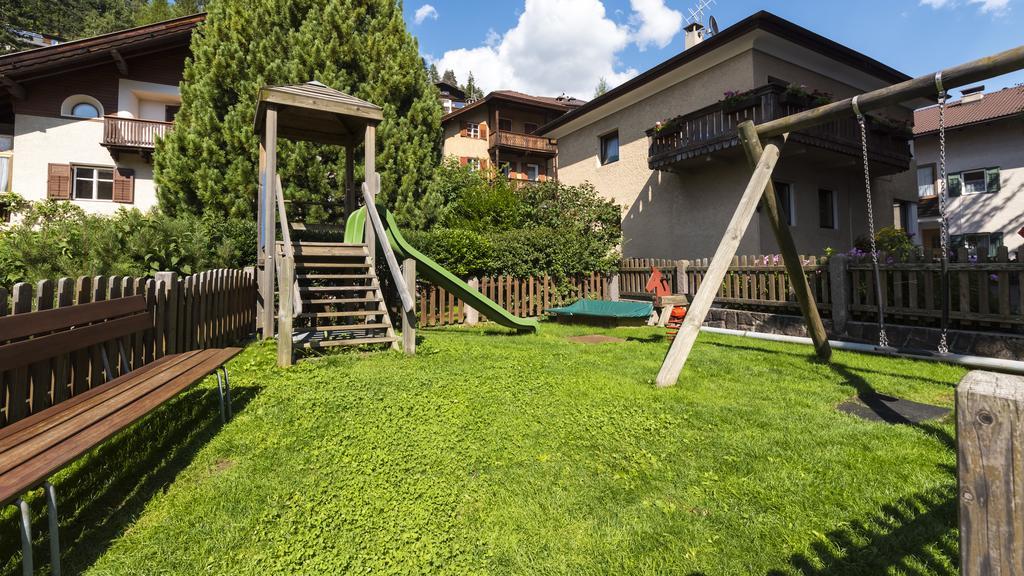 Hotel Genziana Ortisei Kültér fotó